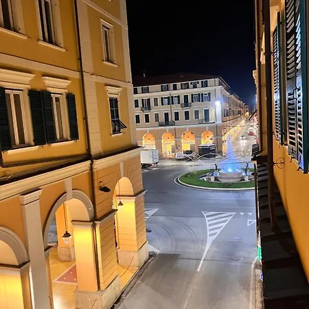 公寓 Casa Dante: Oneglia Centro-marina-spiagge