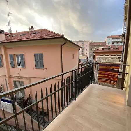 公寓 Casa Dante: Oneglia Centro-marina-spiagge *