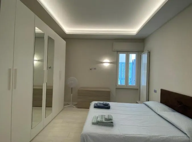 Casa Dante: Oneglia Centro-marina-spiagge * إمبيريا